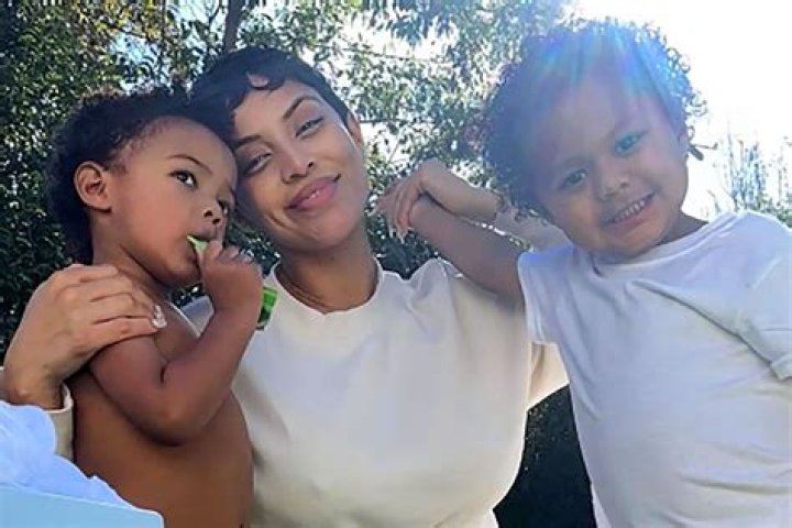 Abby De La Rosa Says She & Nick Cannon ‘Planned’ & ‘Manifested’ Twins – Hollywood Life
