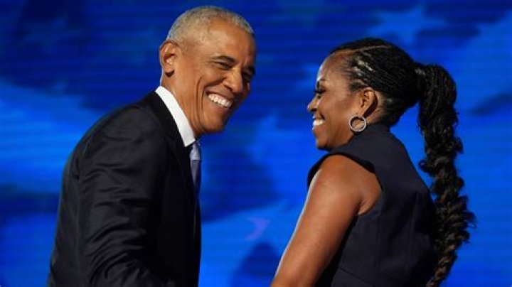 Barack Obama Reveals Favorite Qualities About ‘Confident’ Sasha & ‘Buoyant’ Malia