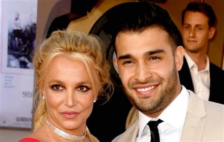 Britney Spears’ BF Sam Asghari Calls Her Dad Jamie A ‘Total D*ck’: I Have ‘Zero Respect’ For Him After Doc