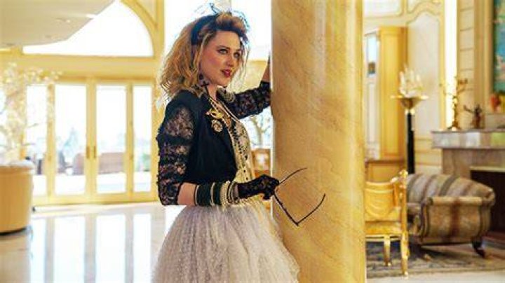 Evan Rachel Wood On Playing Madonna & Her Transformation (Exclusive) – Hollywood Life