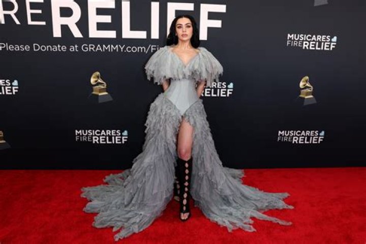 Grammy Awards Arrivals 2019 — See Grammys Red Carpet Pictures
