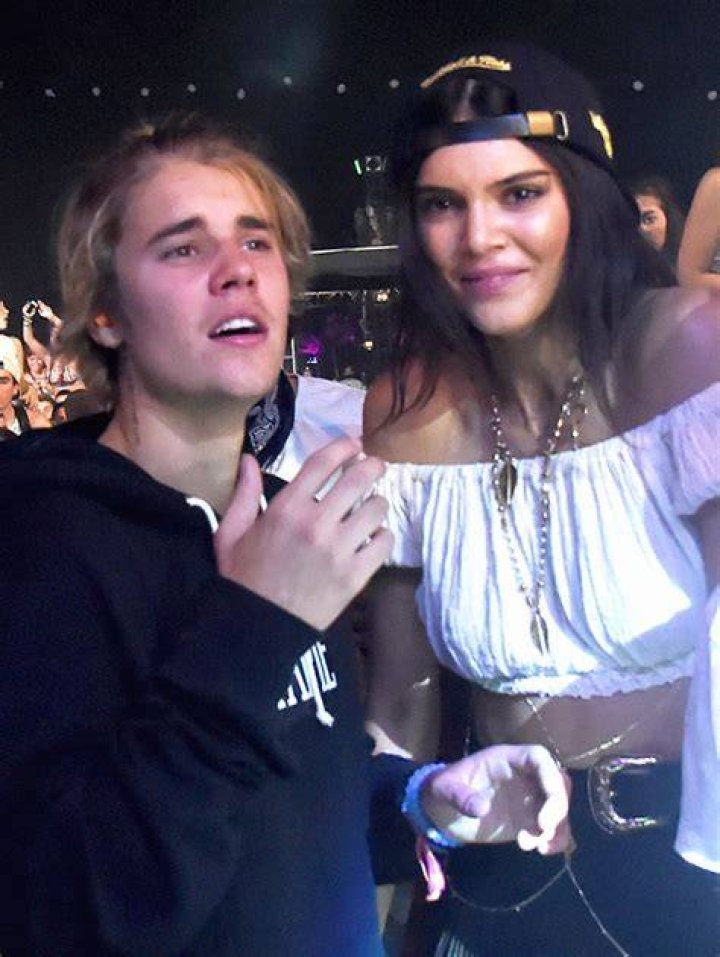 How She Pushed Them Together – Hollywood Life