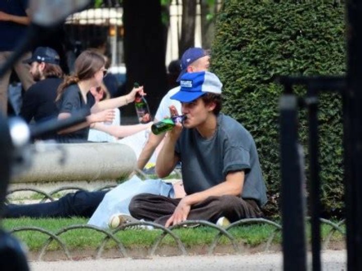 Johnny Depp’s Look-Alike Son Jack Is Spotted Relaxing With a Beer – Hollywood Life