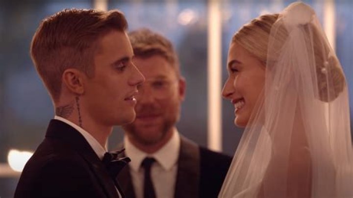 Justin Bieber & Hailey Baldwin Cuddle On Date Night After Celebrating Wedding Anniversary — Pics