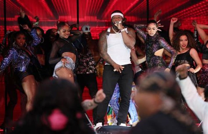 Performance Of ‘In Da Club’ – Hollywood Life