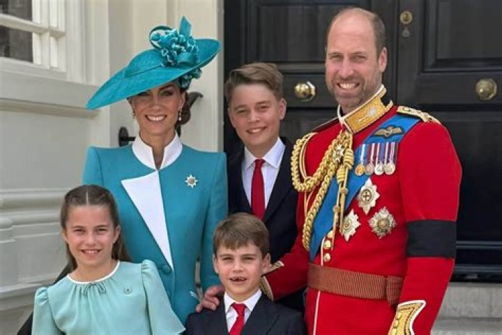 Prince William & Kate Middleton Share New Pic Of Prince Philip With George, Charlotte & Louis