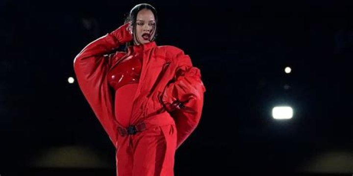 Rihanna Reveals: I Haven’t Been On A Date In Two Years