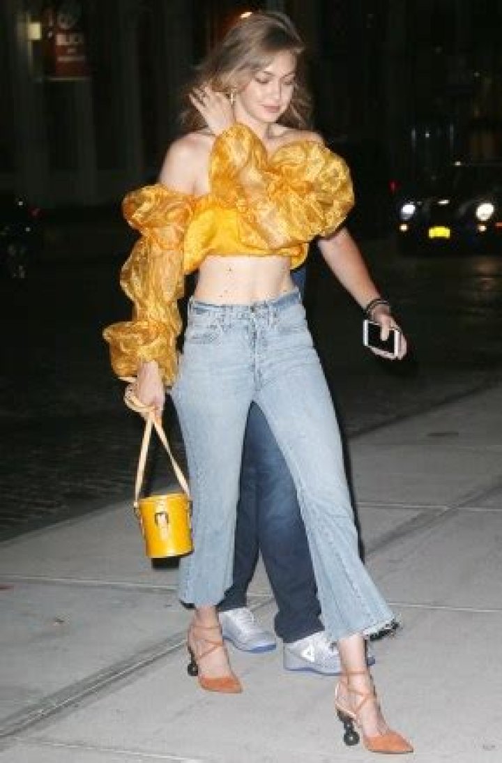 Ruffle Crop Tops & Flounce Shirts On Celebrities – Gigi Hadid & More – Hollywood Life