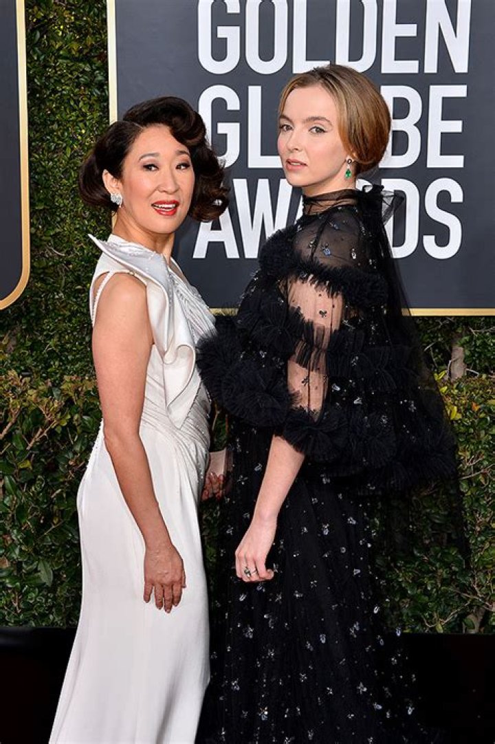 Sandra Oh & Jodie Comer Reveal If They’d Do A ‘Killing Eve’ Movie – Hollywood Life