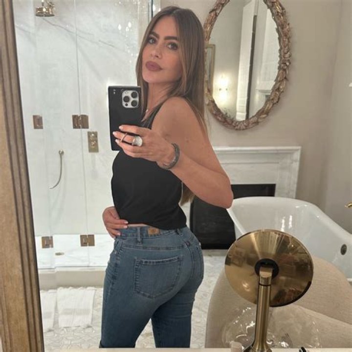 See Her Sexy Instagram – Hollywood Life