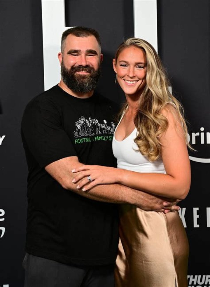 Tom Goss Reveals How His ‘Quebec’ Video Captures The Moment His Marriage Was ‘Flipped’ Upside-Down