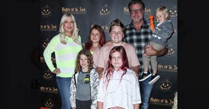 Tori Spelling & Dean McDermott Spotted At Dinner With Their Kids Amidst Split Speculation