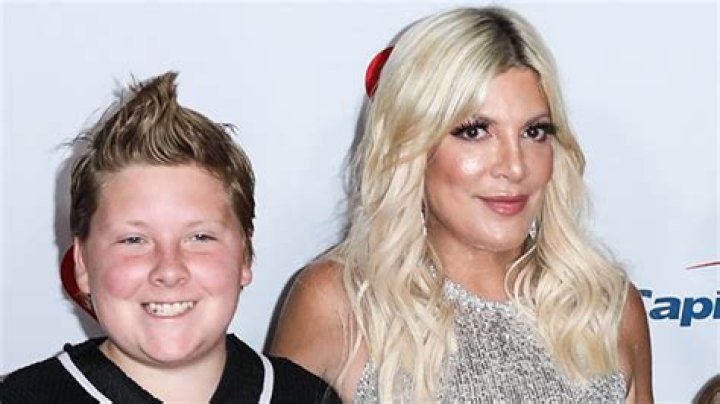 Tori Spelling’s Son Liam Underwent Surgery After Falling Downstairs – Hollywood Life