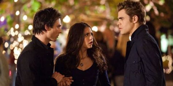 ‘Vampire Diaries’ Clip: Damon & Stefan Plot To Save Elena — Watch