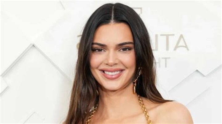 What About Kendall? – Hollywood Life