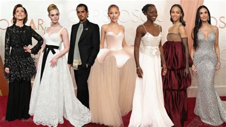 Wildest & Wackiest Oscars Dresses Ever — PICS
